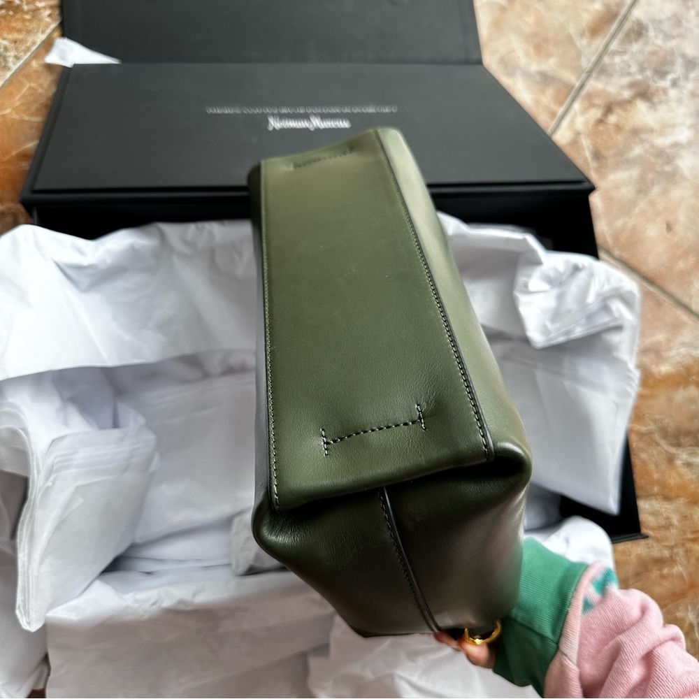 JW Anderson JWA Corner Small Leather Shoulder Bag - Picture 6 of 7